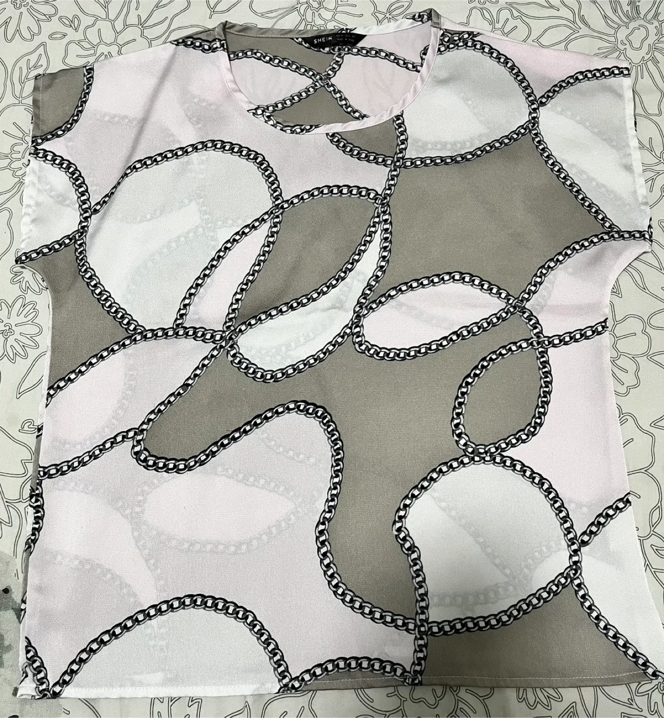 Assorted Women's Tops & Dresses image indicator(3)