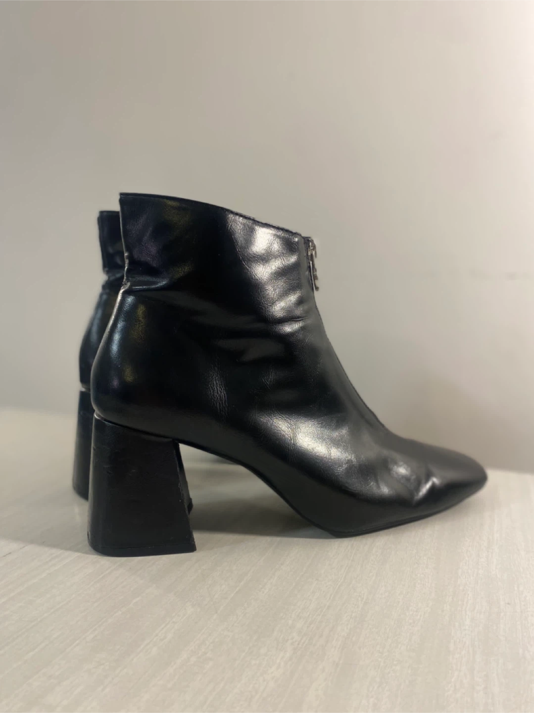 Zara Trafaluc Black Ankle Boots - Size 8.5 - photo 3