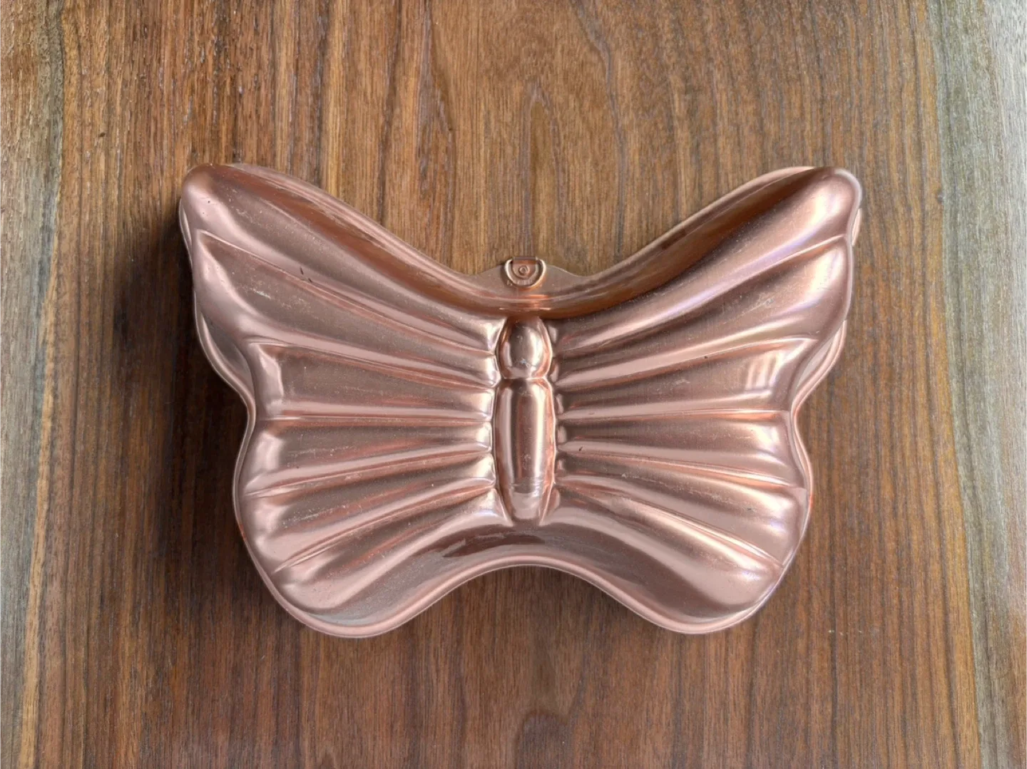 Wilton Cake Pans - Assorted Shapes image indicator(8)