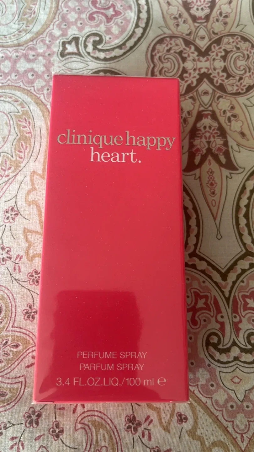 Clinique Happy Heart Perfume Spray 100ml image indicator(2)