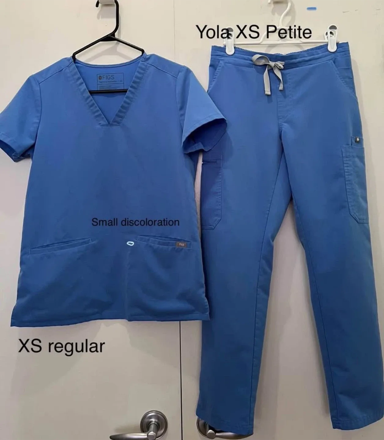 FIGS Scrub Sets - XS, S image indicator(2)