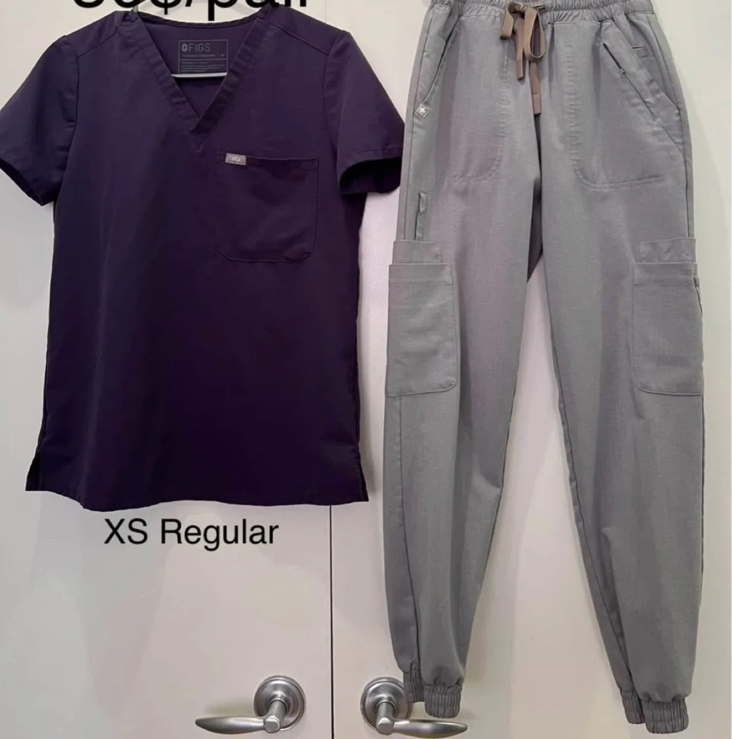 FIGS Scrub Sets - XS, S image indicator(3)