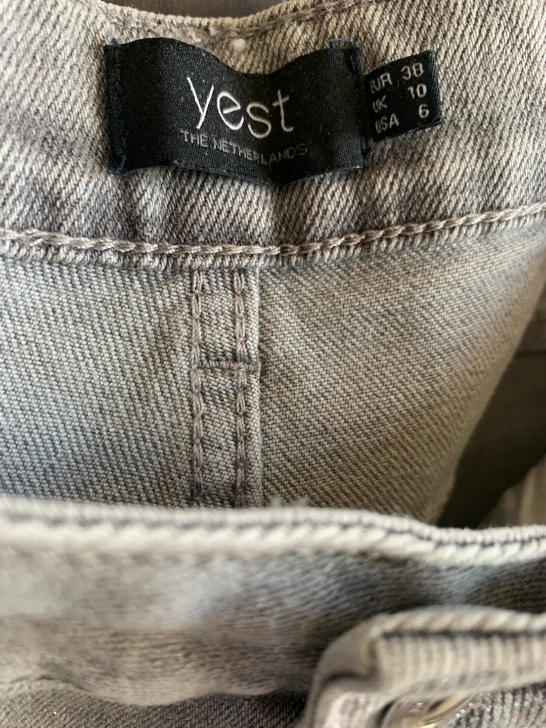 Silver Grey Denim Yest Jeans with Sparkle image indicator(6)