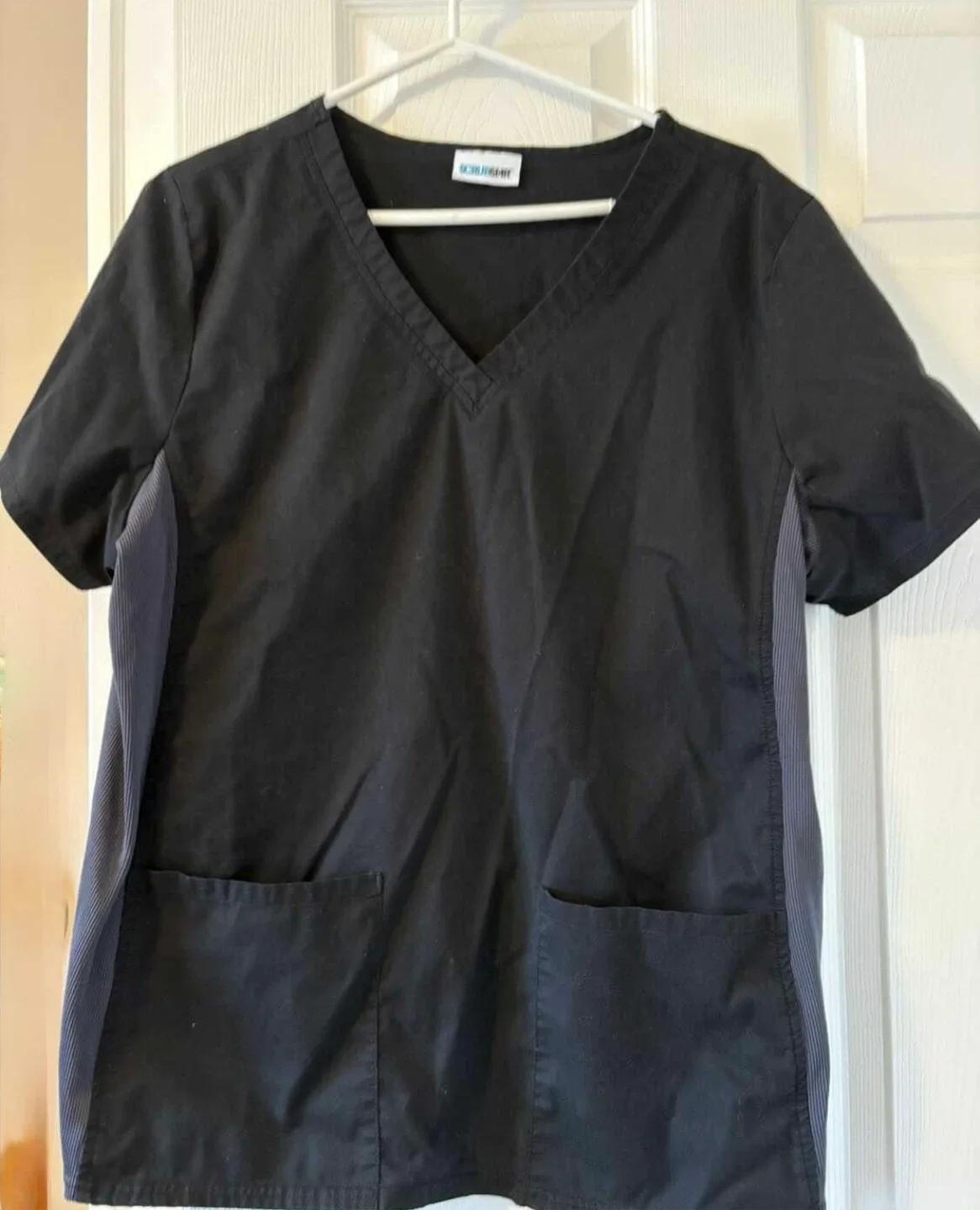 Scrub XL Size Black Scrub Tops image indicator(2)