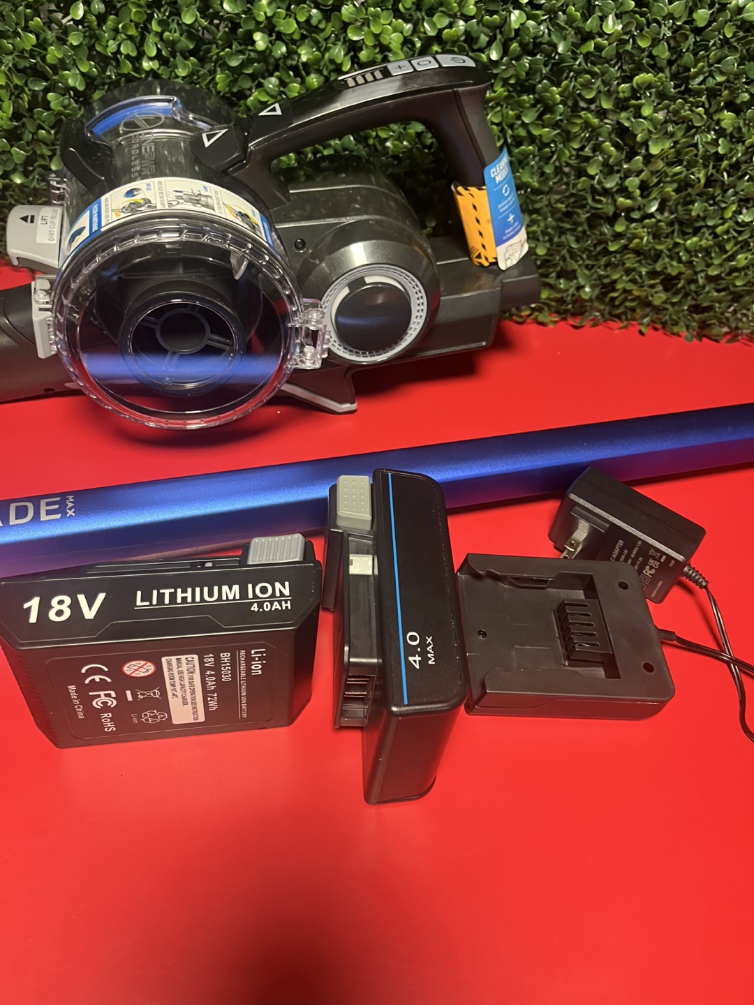 Hoover ONEPWR Blade MAX Cordless Vacuum - photo 4