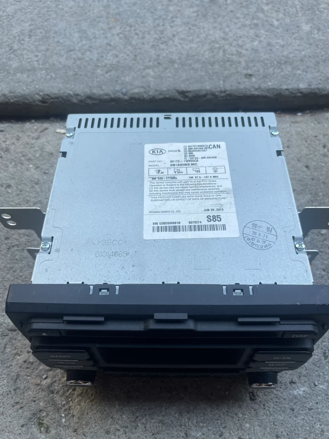 Kia AM1A0IHKN,MIC Car Radio image indicator(3)