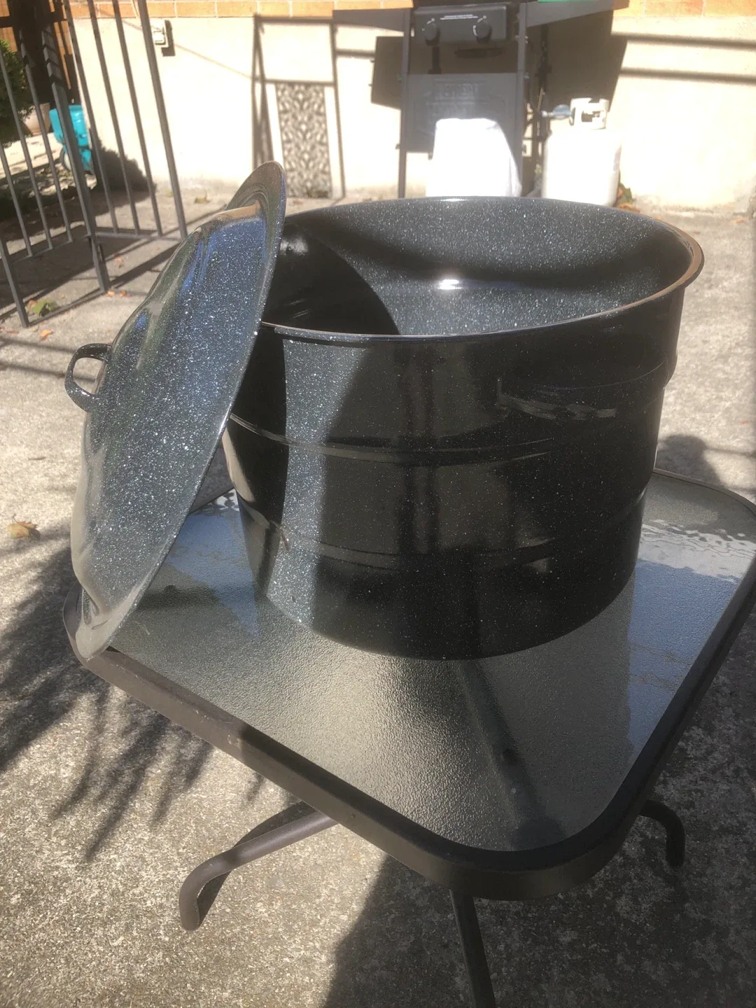 Granite-Ware Canner with Jar Rack - 21.5 Qt image indicator(6)