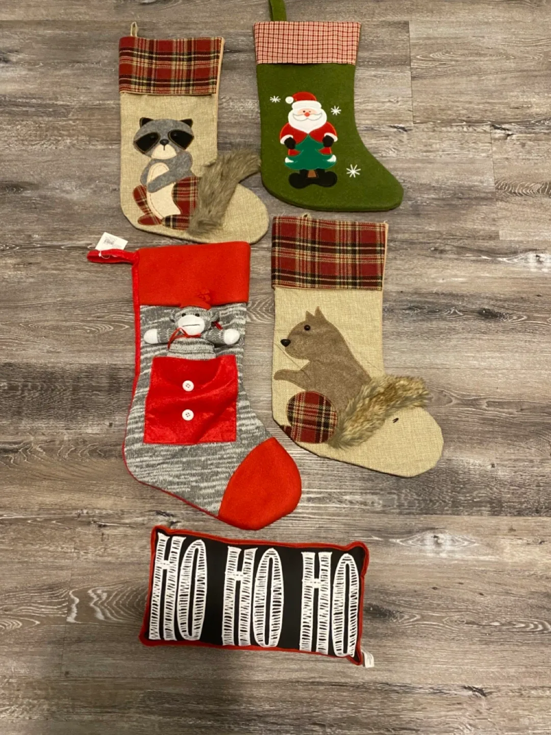 Unused 4 Christmas Stockings and Pillow thumbnail