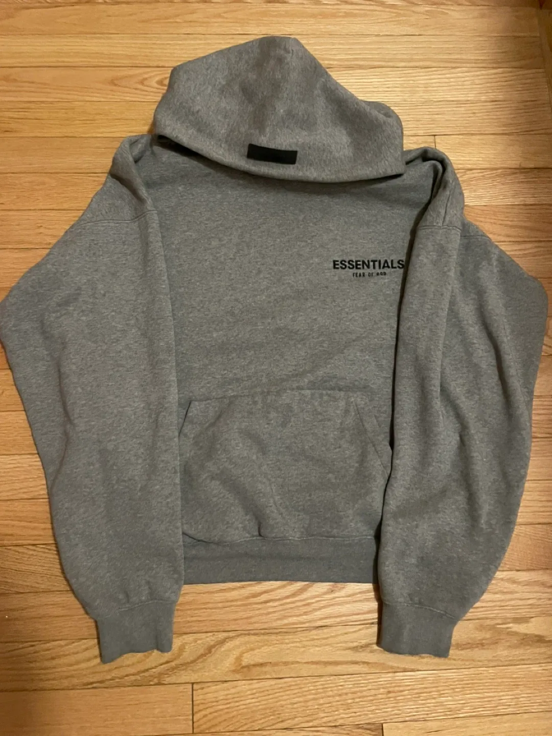 Essentials Fear of God Hoodie - Size M image indicator(4)