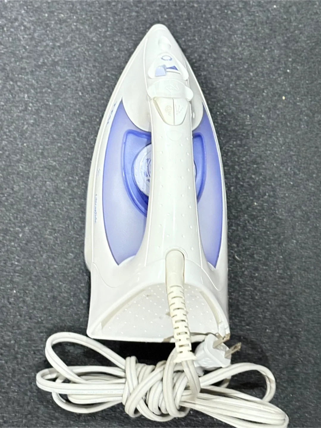 T-Fal Ultraglide Steam Iron - White & Blue image indicator(2)