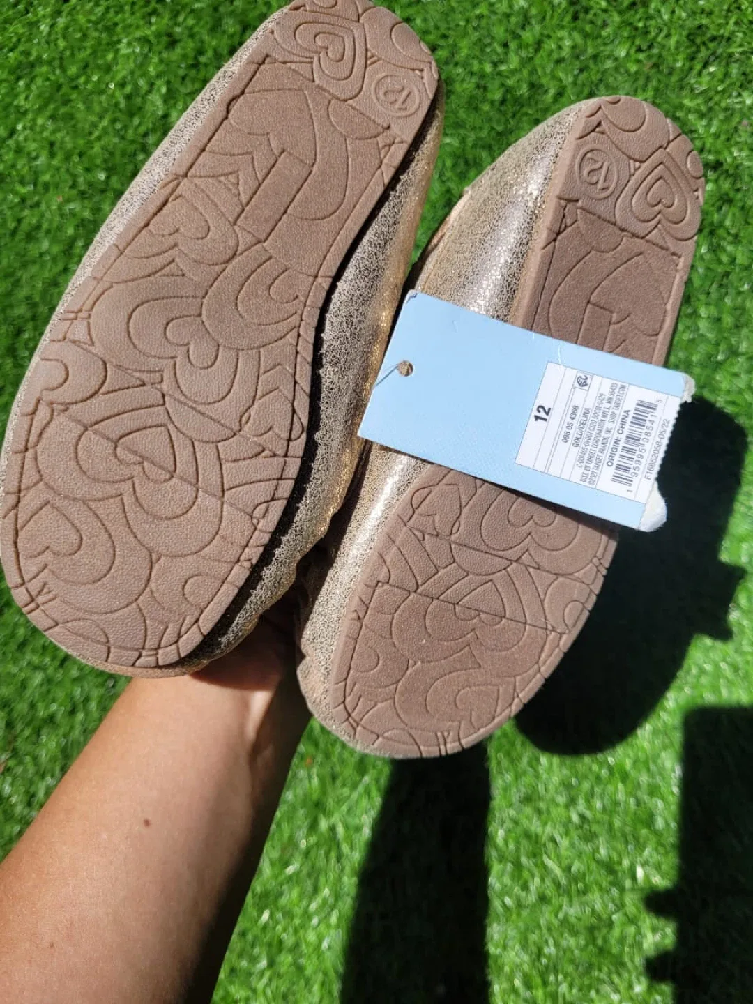 New beautiful fluff girl shoes size 12 color Gold image indicator(5)