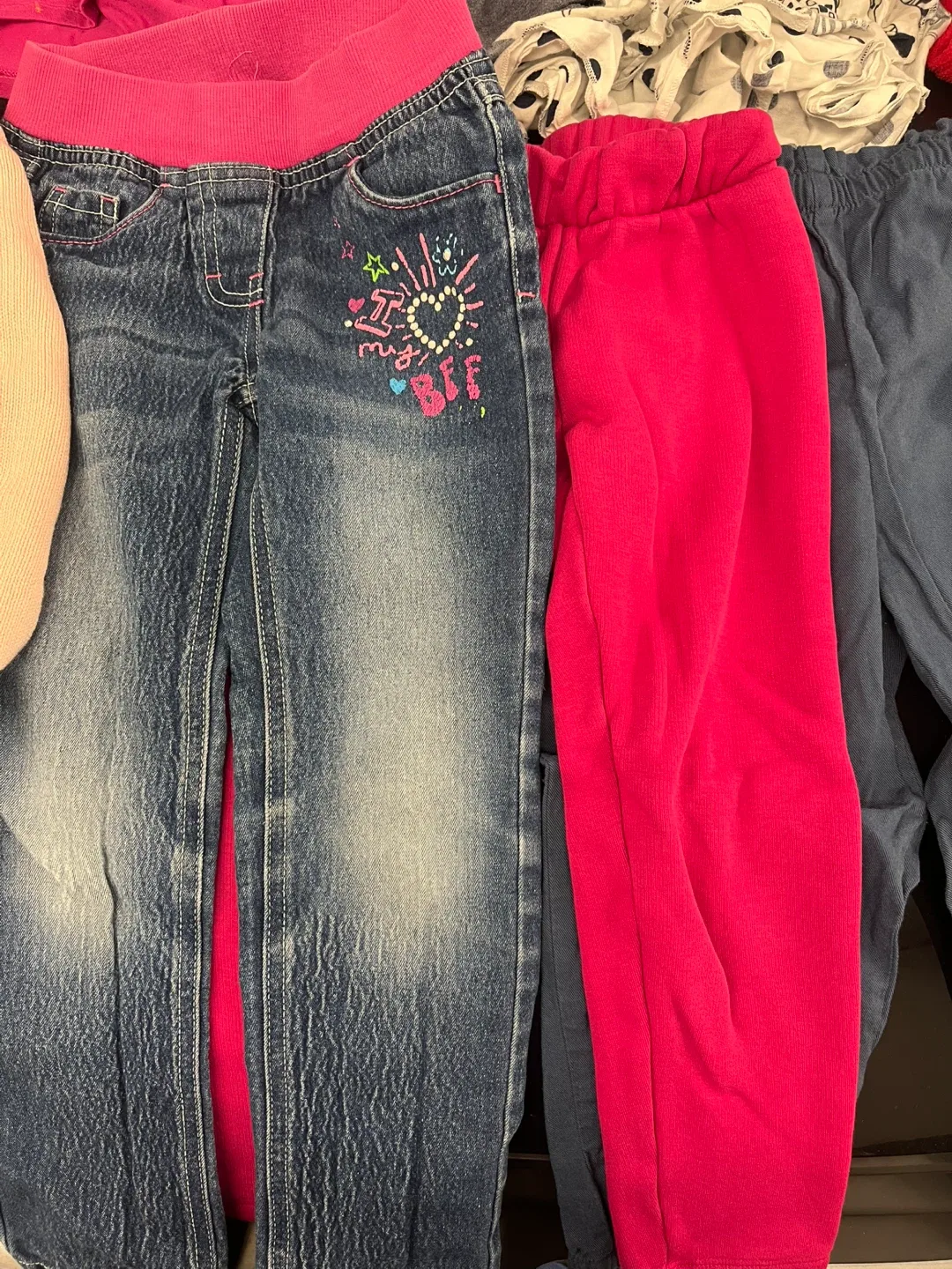 Girls’ Large Clothes Bundle Size 4T image indicator(5)