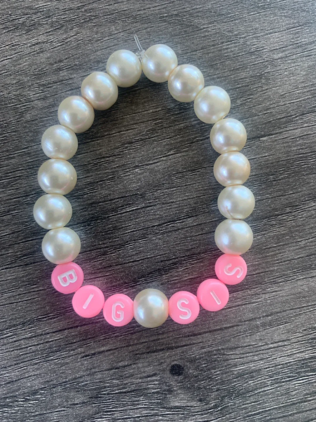 Handmade 'Lil Sis' & 'Big Sis' Beaded Bracelets image indicator(2)