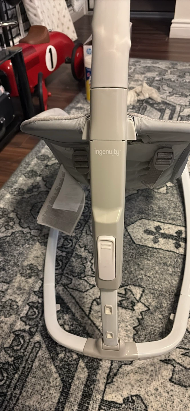 🥕Ingenuity Baby Bouncer - Like New! - photo 4