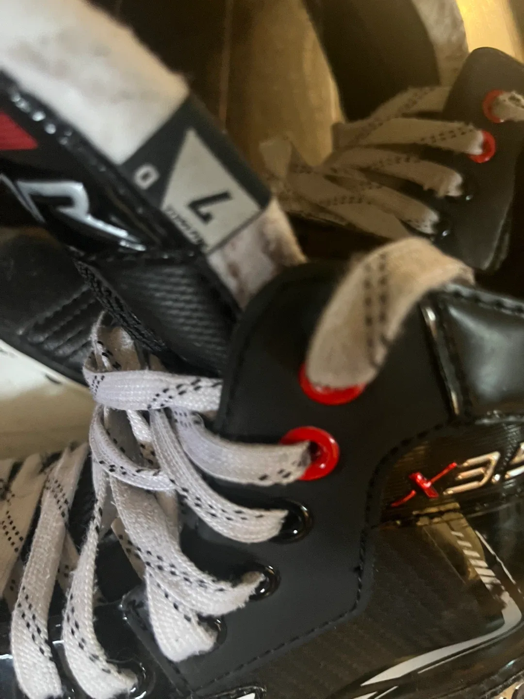 Bauer X3.7 Ice Hockey Skates - Size 7 🧡 image indicator(2)