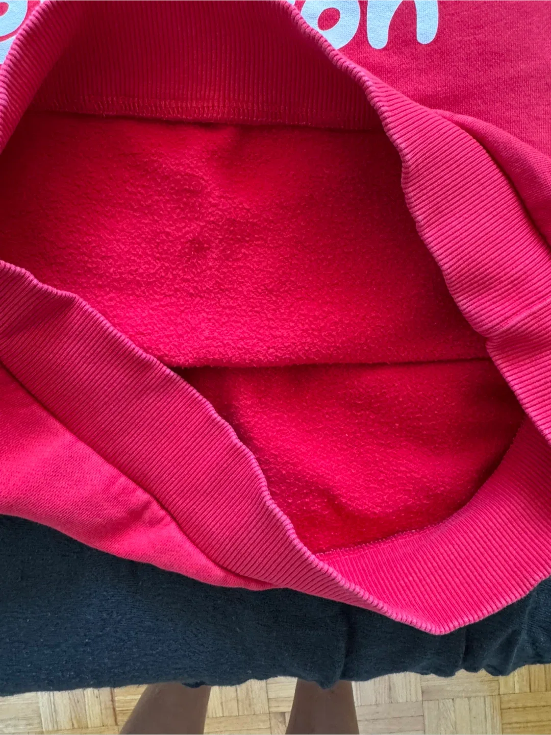 United Colors of Benetton Red Sweatshirt image indicator(3)