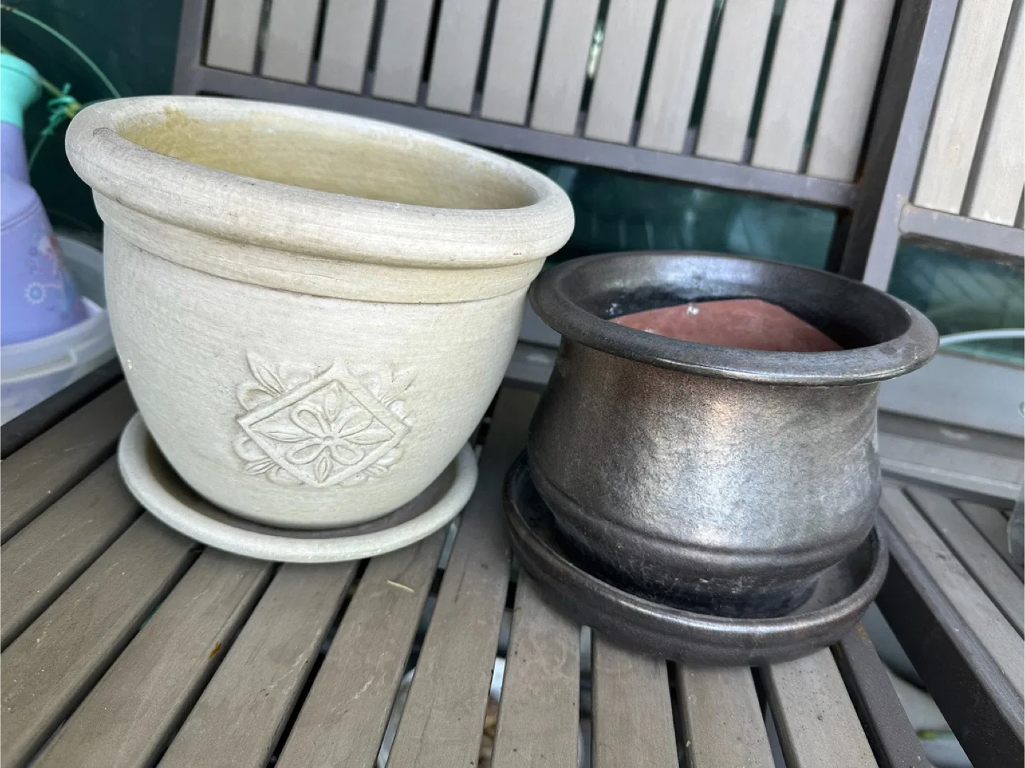 🥕 Grey Decorative Flower Pot thumbnail