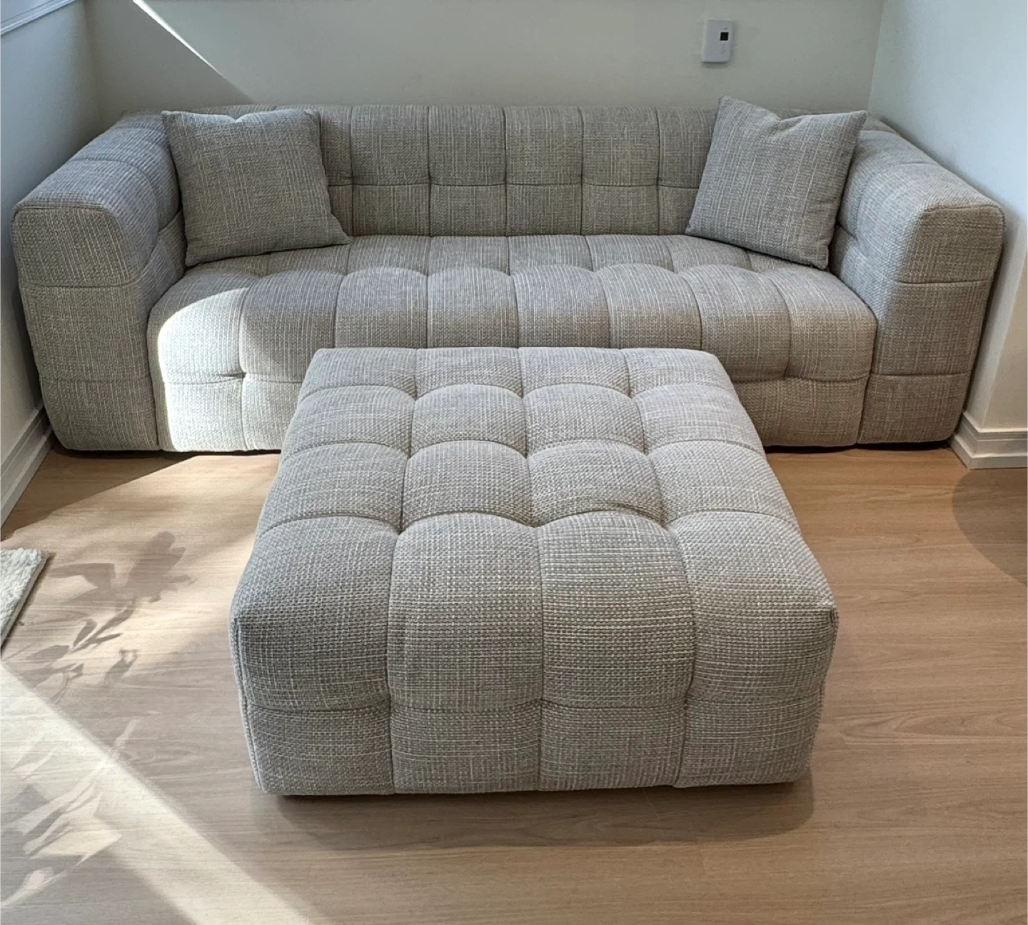 *PRICE DROP* 3-Seater Sofa & Ottoman
