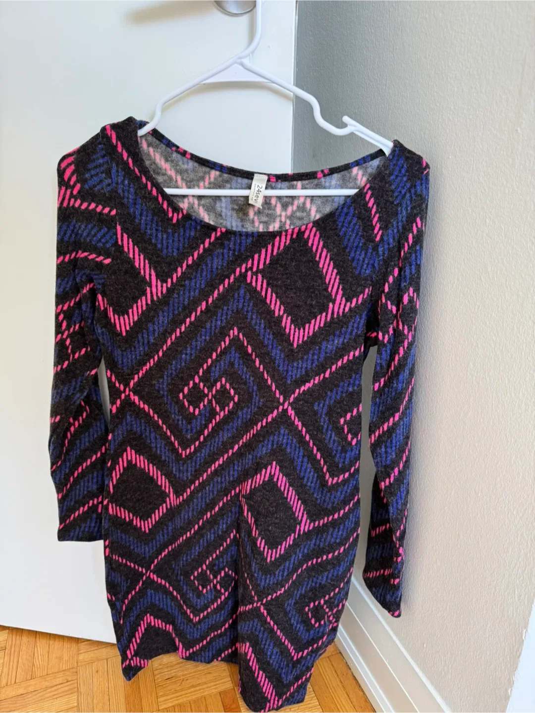 Dress - Size S (10-12 Y) thumbnail