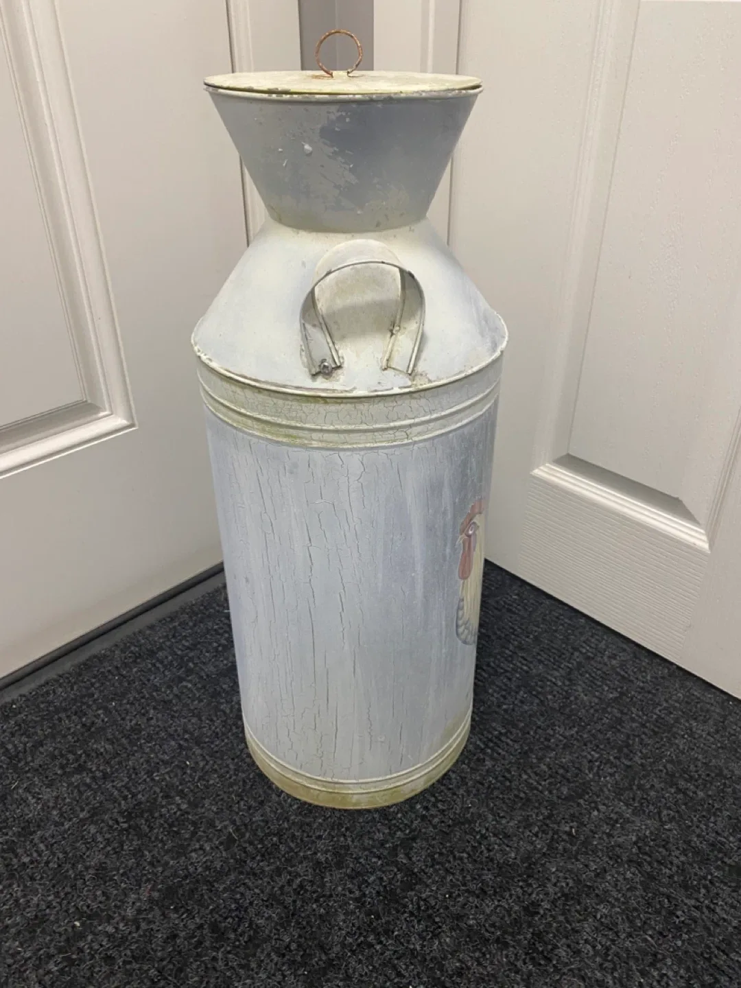 Rustic Decorative Metal Milk Can Style with Rooster Design image indicator(2)