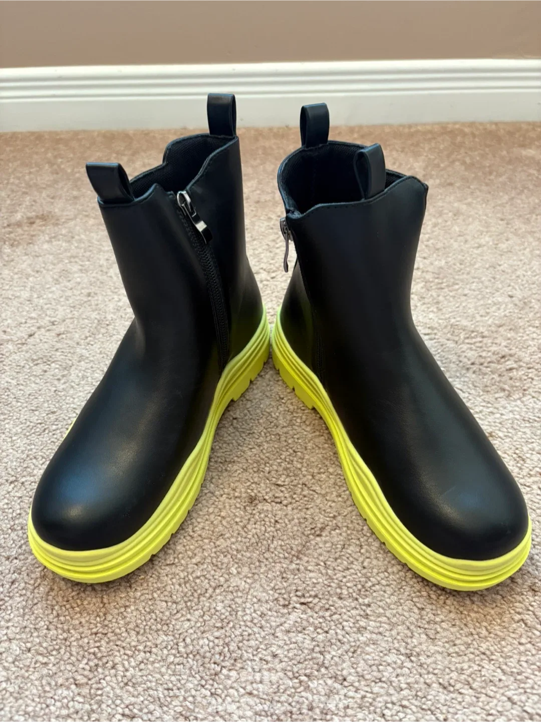 Brand new, Kids Bebo Waterproof Chelsea Boots, size 5. image indicator(4)