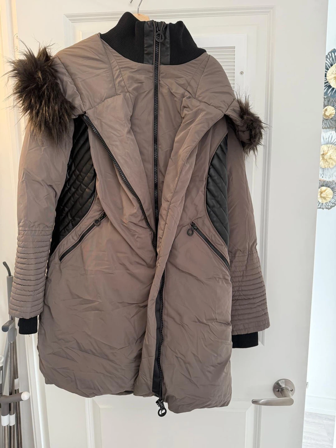 NOIZE Parka Coat (Size XL)