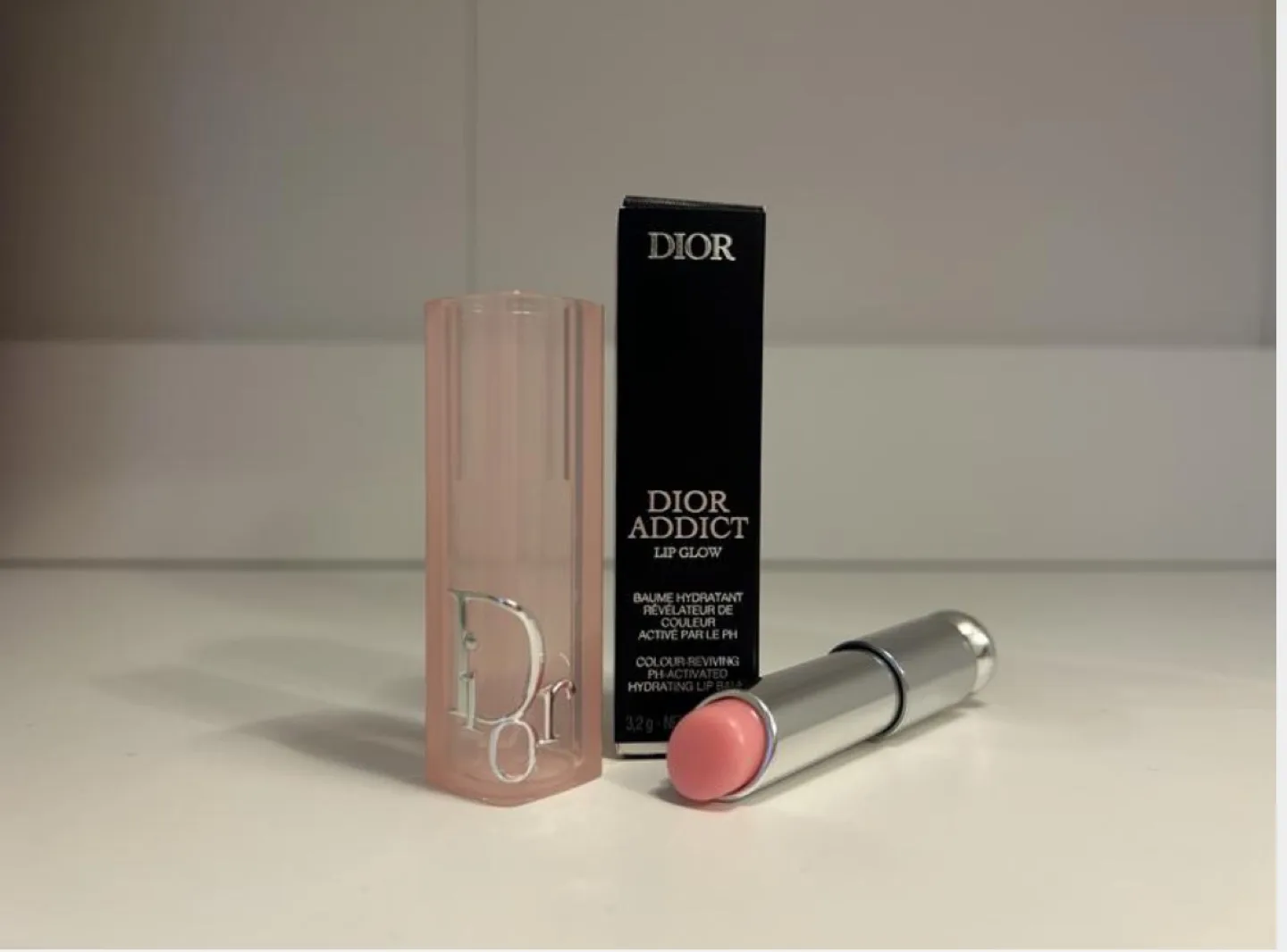 Dior Addict Lip Glow - 001 Pink image indicator(3)