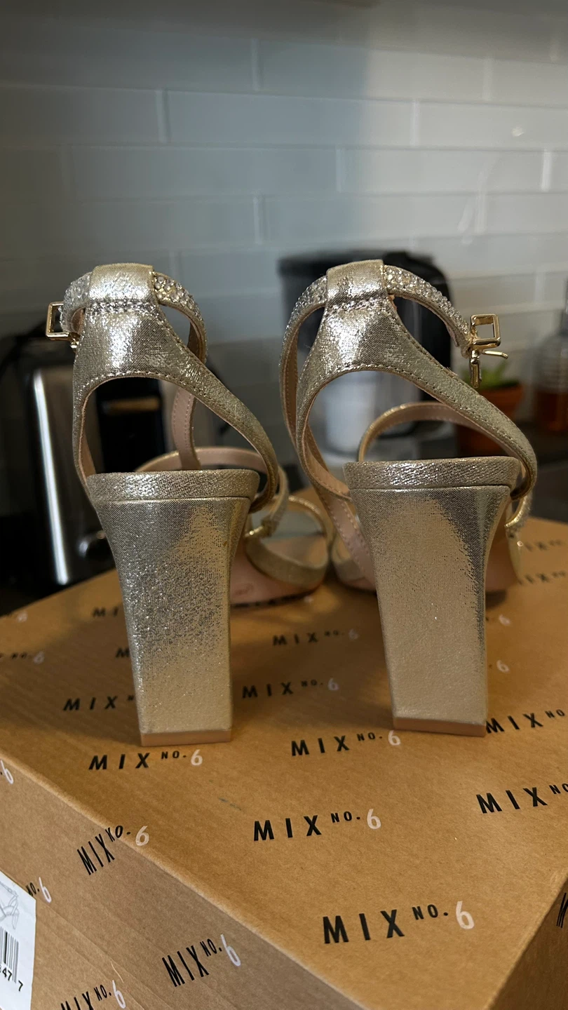 Mix No. 6 Gold Heels - Size 7 - photo 3