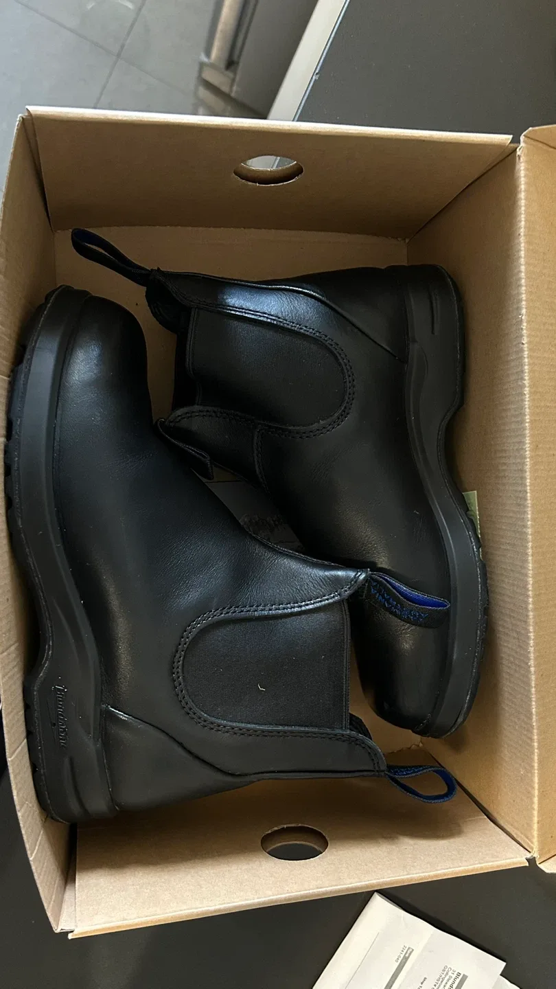 Blundstone 500 Black Leather Chelsea Boots