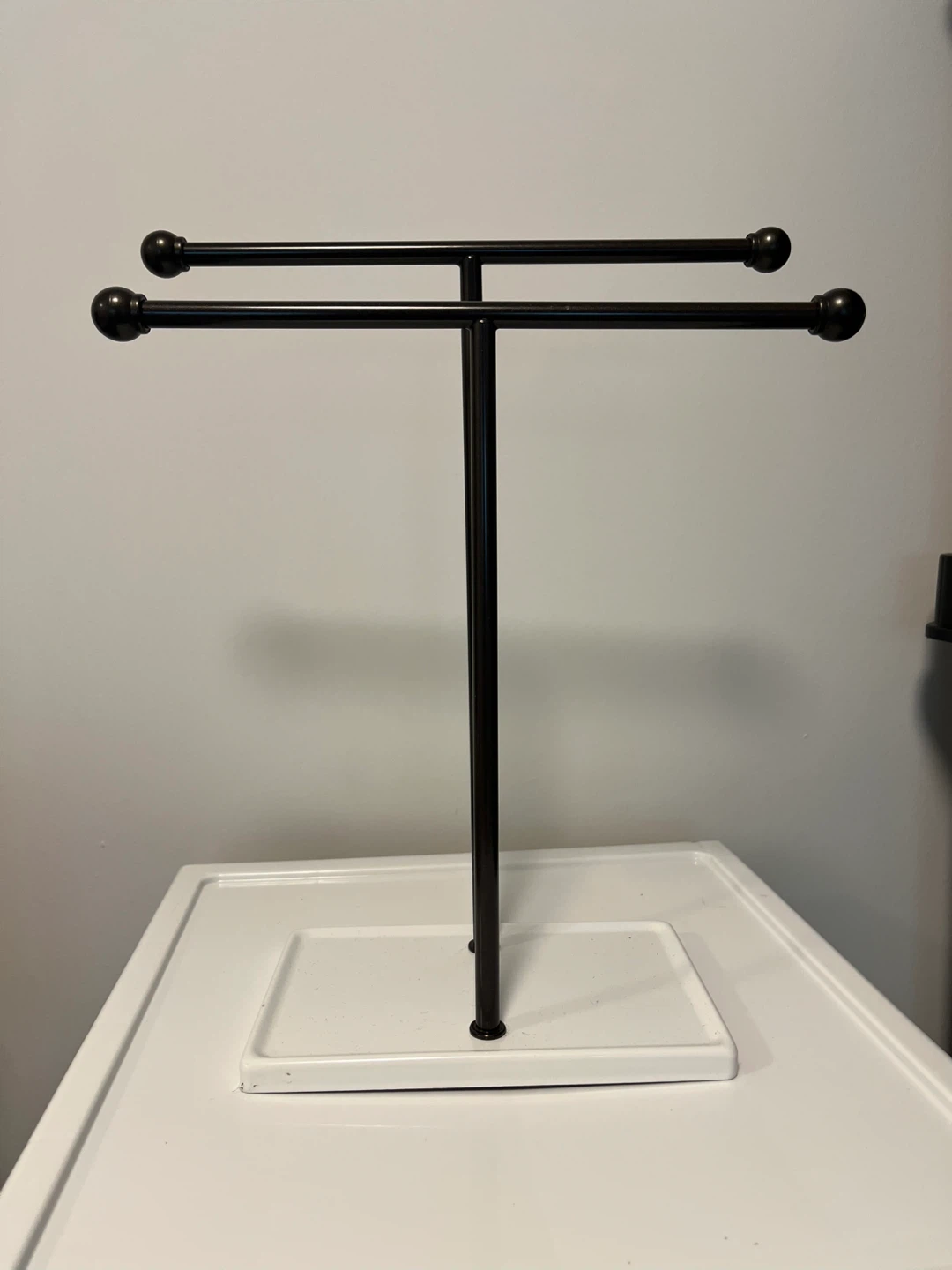 Metal Jewelry Stand
