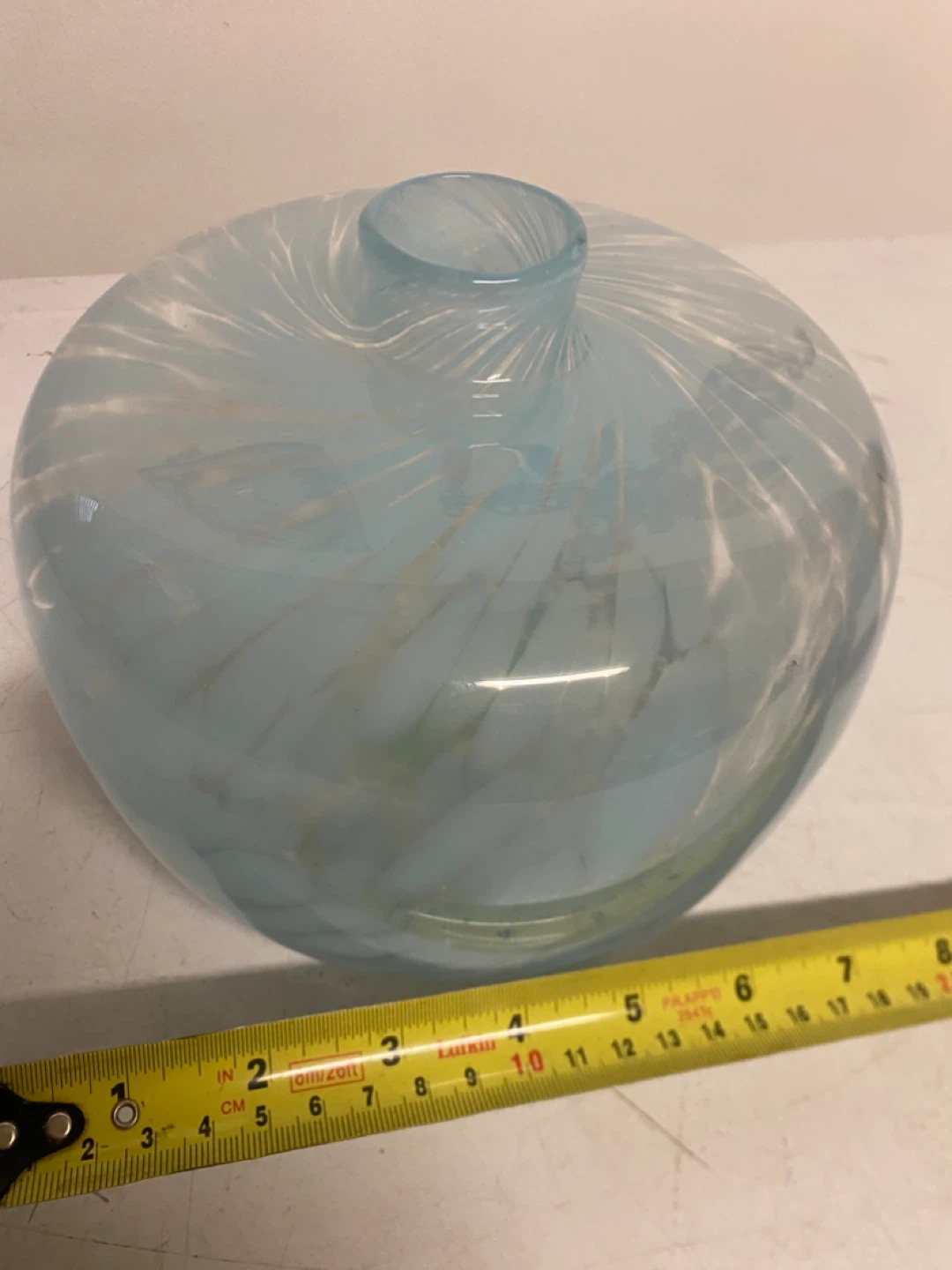 Light Blue Swirl Glass Vase - photo 2