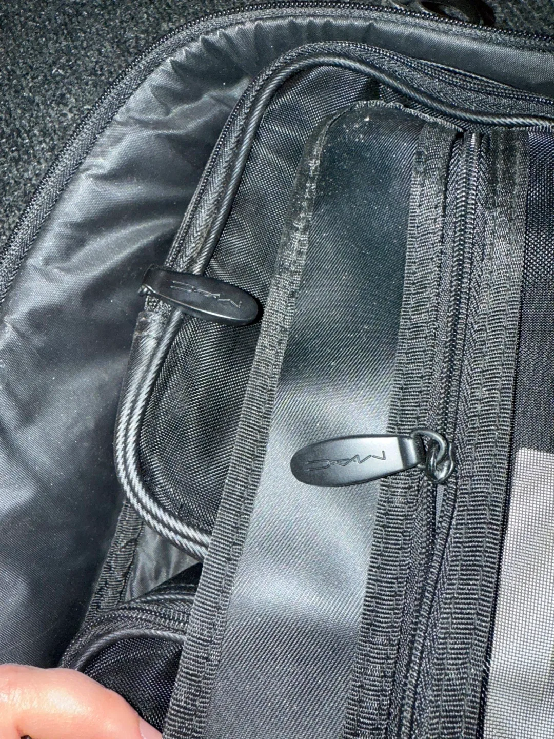 Black Makeup Artist Bag ( MAC ) image indicator(6)