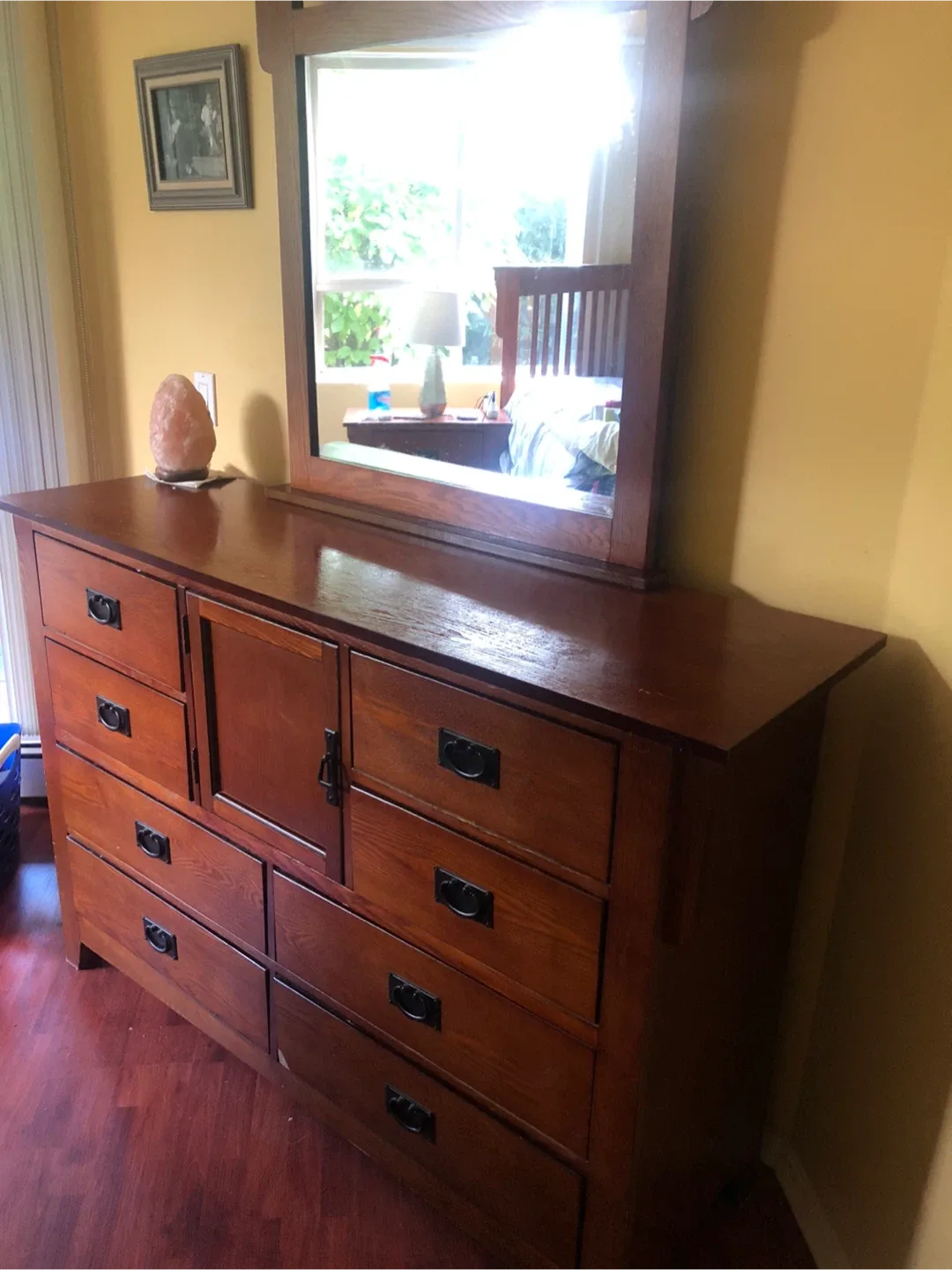 Wood Dresser with Mirror image indicator(2)
