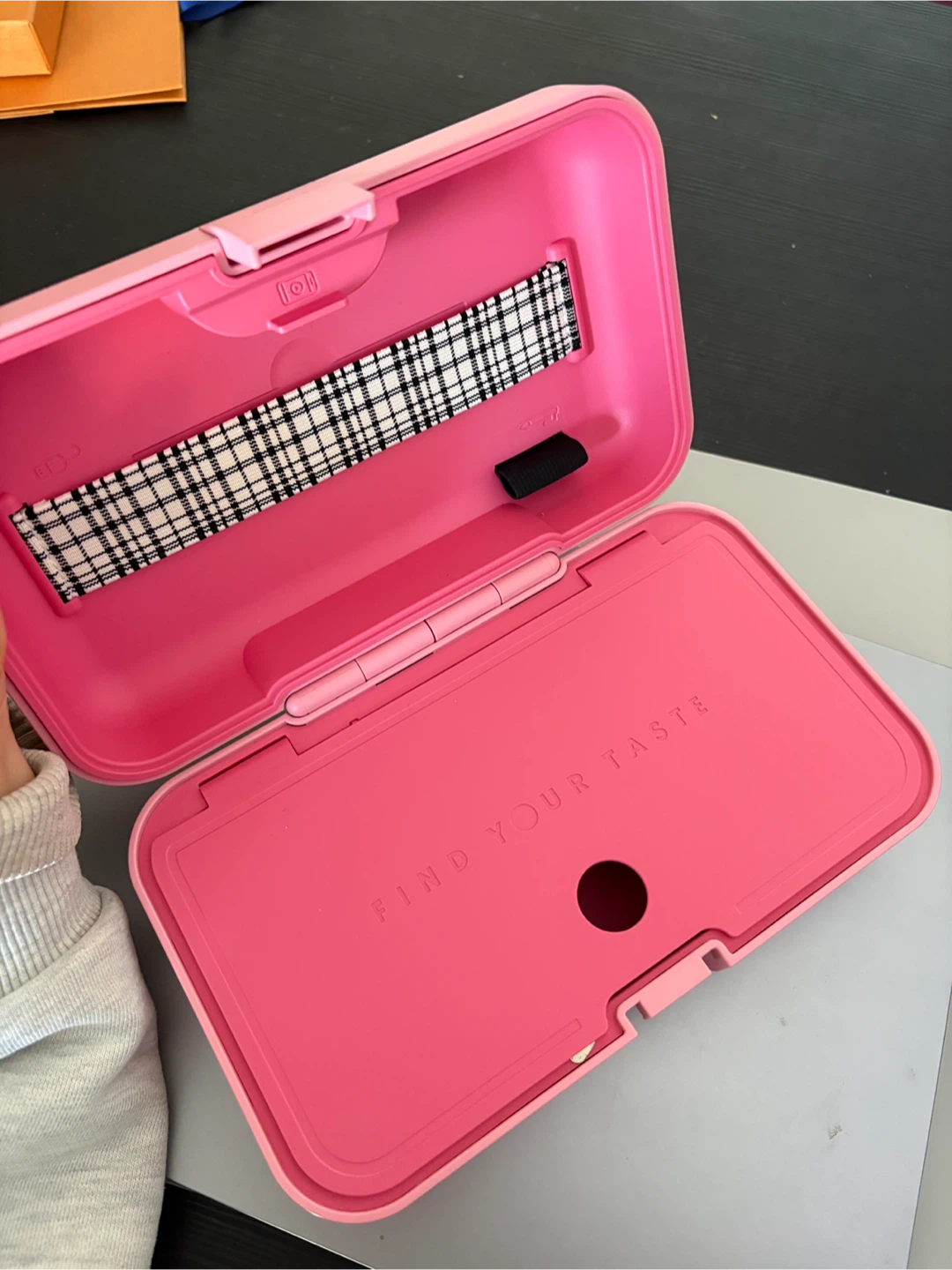 Starbucks Pink storage container - photo 2