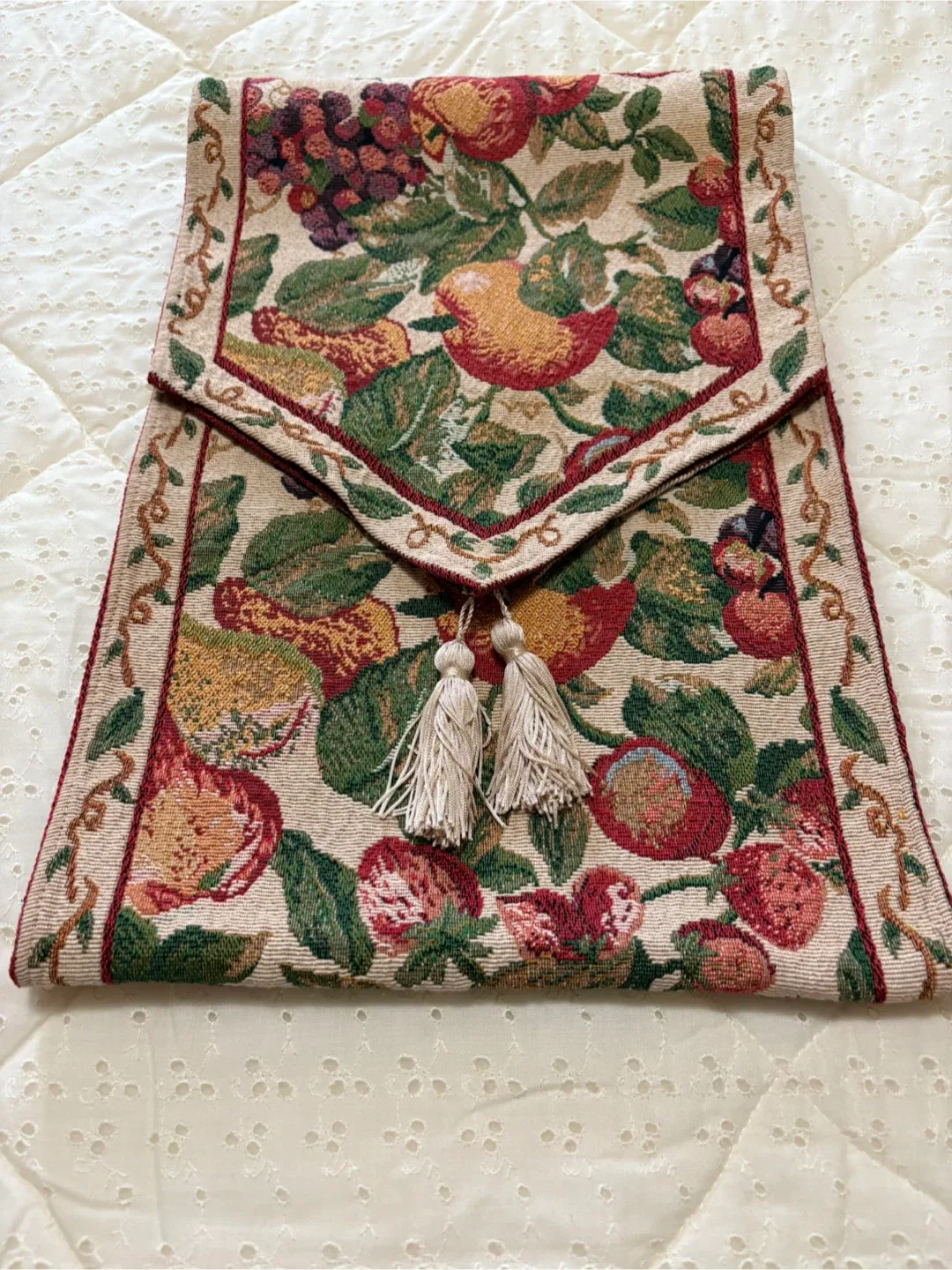 Floral tapestry table runner image indicator(3)
