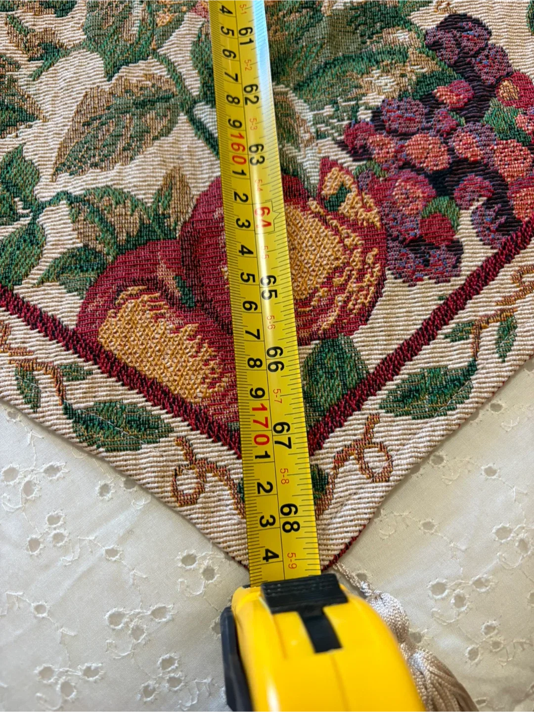 Floral tapestry table runner image indicator(6)