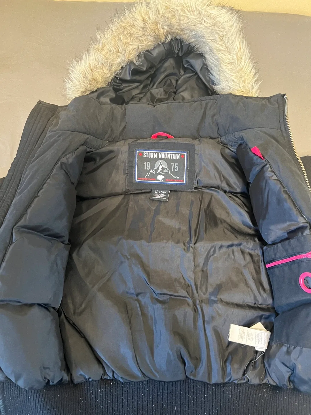 Storm Mountain Black Winter Jacket image indicator(2)