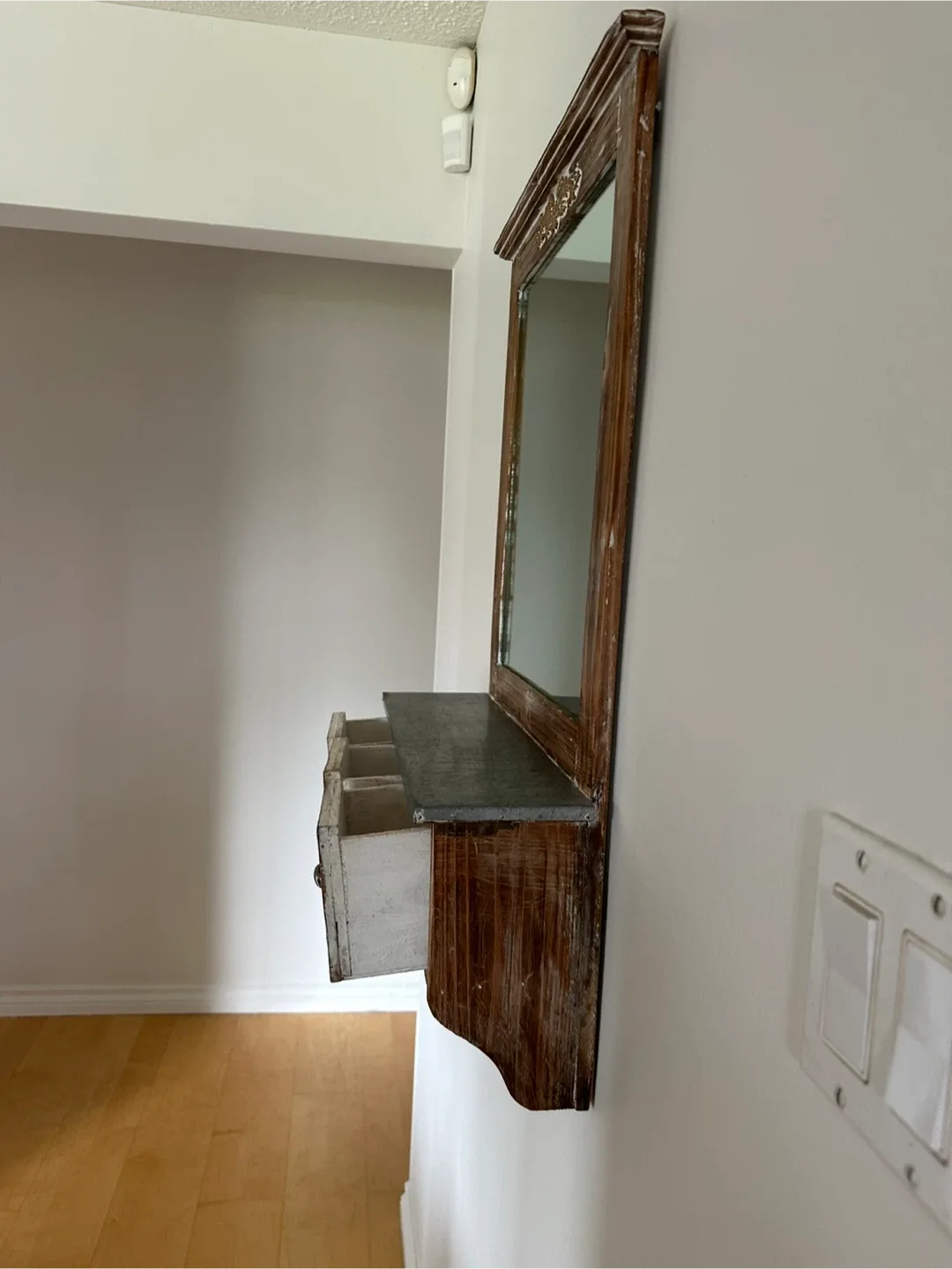 Rustic Mirror - Open to Offers!! image indicator(4)