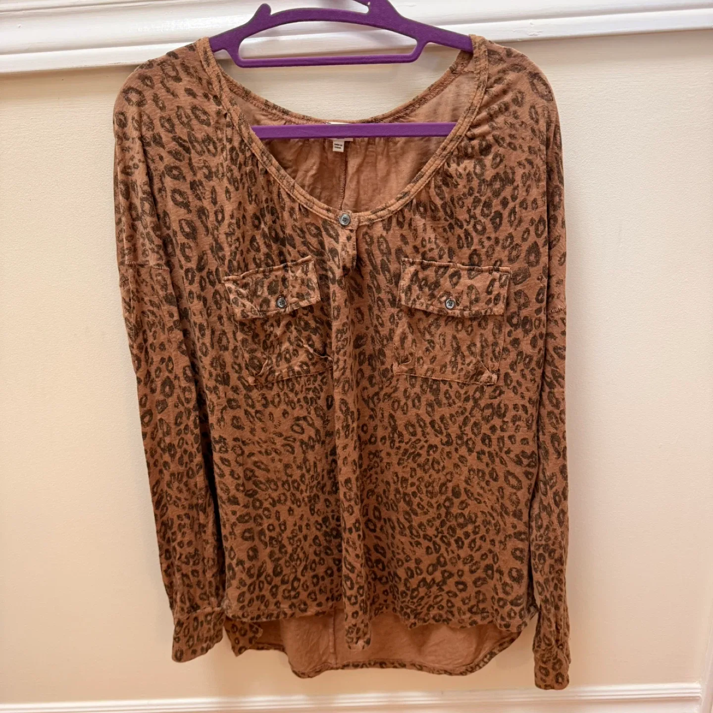 WILFRED Animal Leopard Print Blouse/Tunic Size Medium image indicator(8)