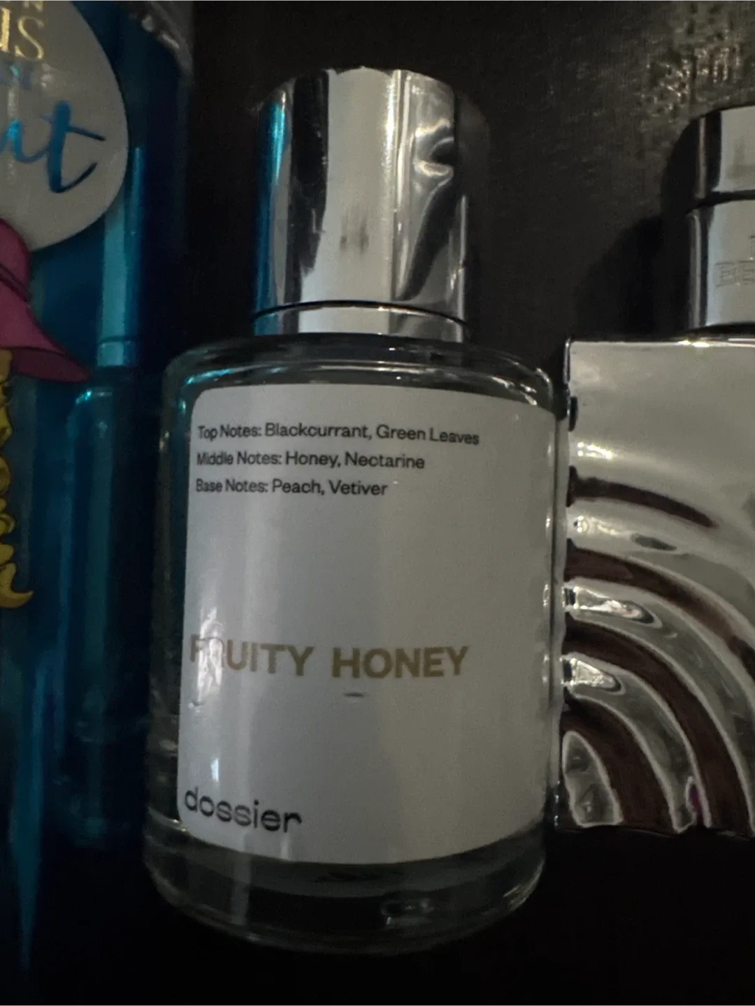 assortment of perfumes- Dossier Fruity Honey Perfume image indicator(3)