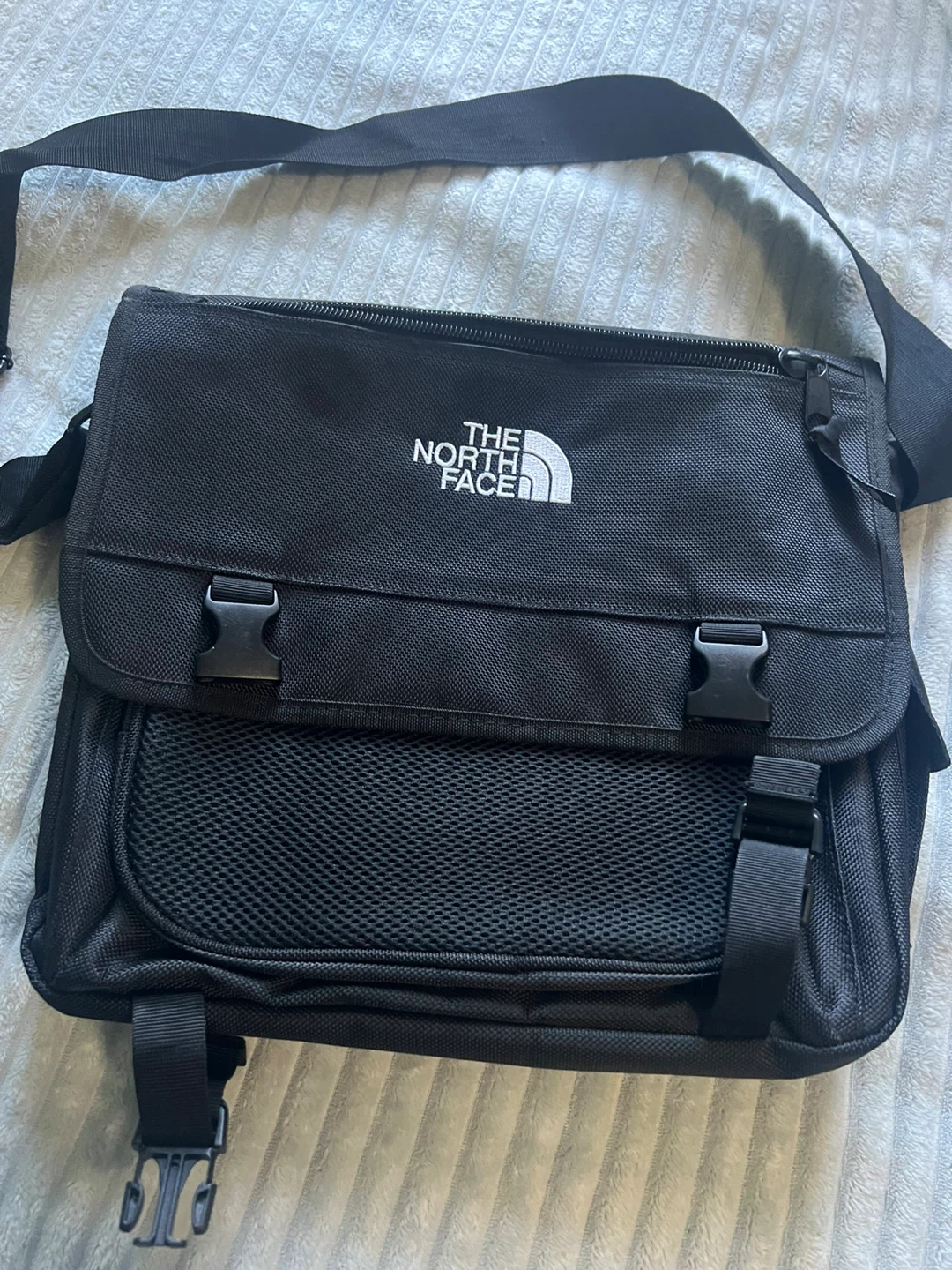 The North Face Black Messenger Bag - photo 4