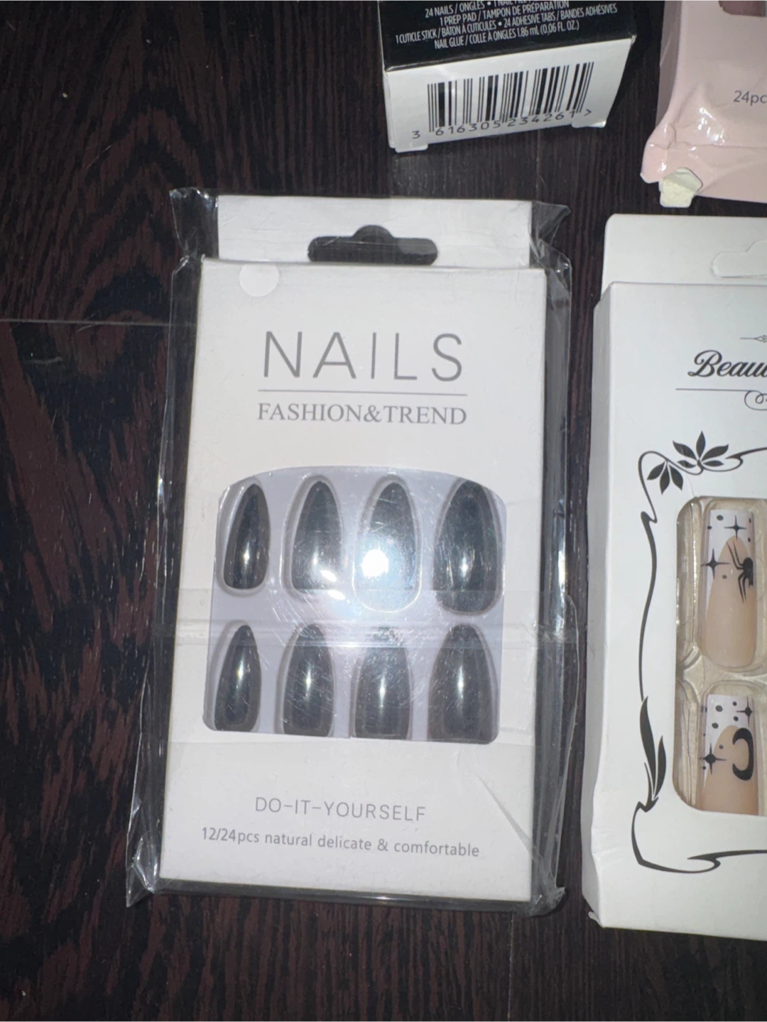 11 Assorted Press-On Nails - Kiss, Fashion&Trend, Beautiful Nail - photo 3