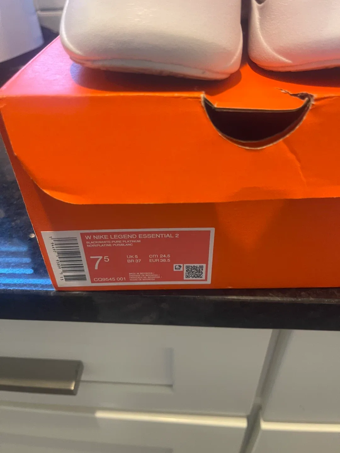 Nike Legend Essential 2 Women's Training Shoes - Size 7.5