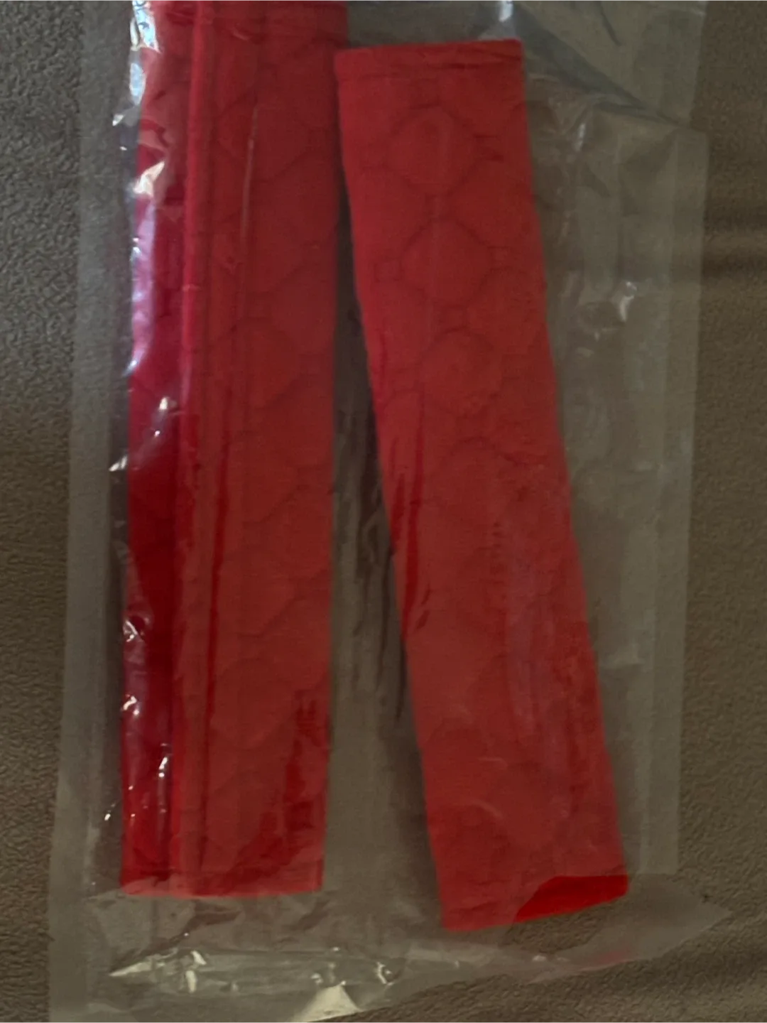 New Red Seatbelt Covers image indicator(2)