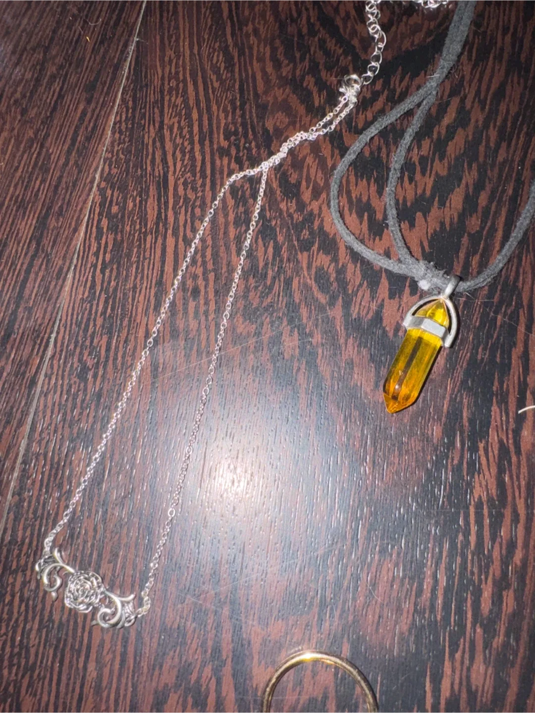 Assorted Gold Tone Jewellery image indicator(10)