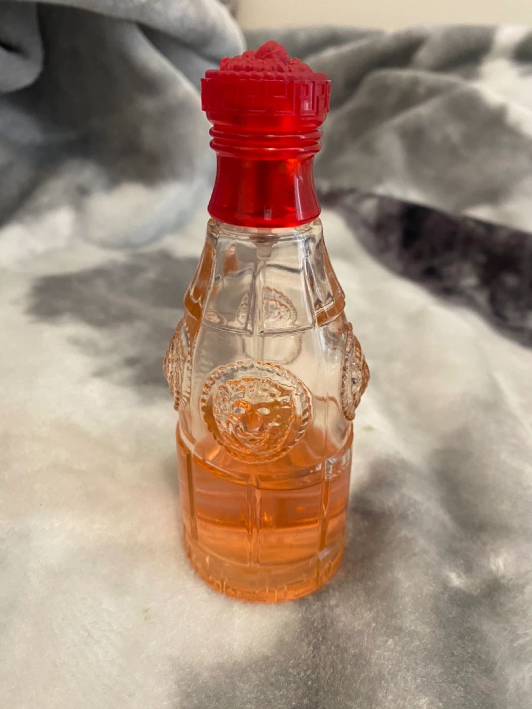 Versace Red Jeans Perfume - photo 2