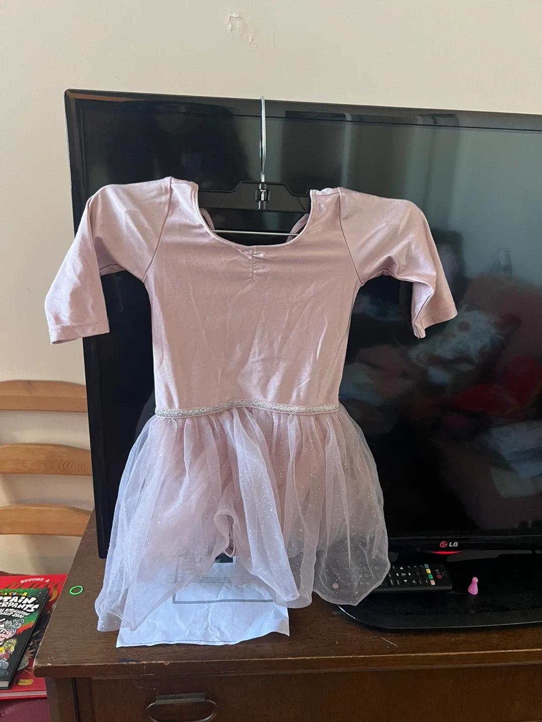 Repetto Ballet Shoes & Leotard image indicator(2)