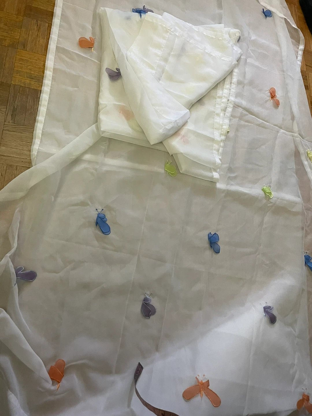 Curtains set