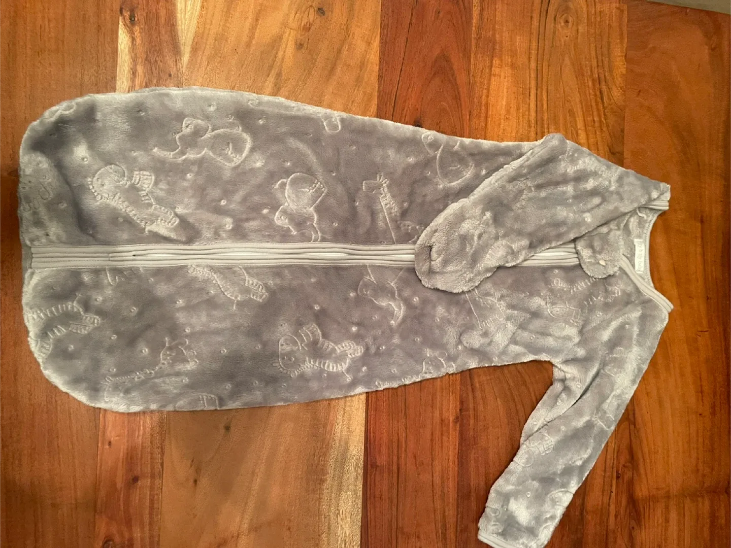 Giant Winter Clothing / Sleep Sack Baby Bundle - 6Months image indicator(8)