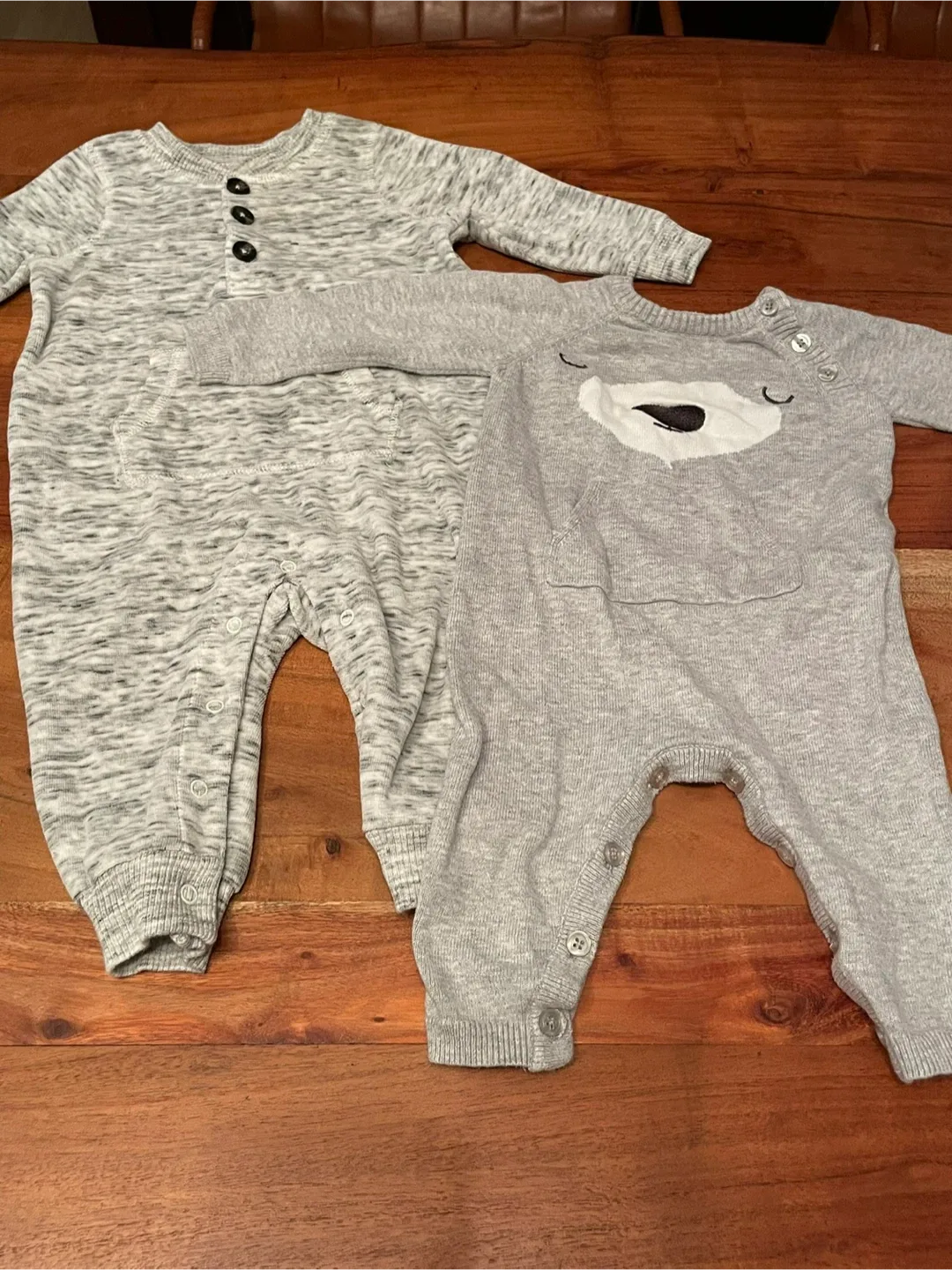 Giant Winter Clothing / Sleep Sack Baby Bundle - 6Months image indicator(9)